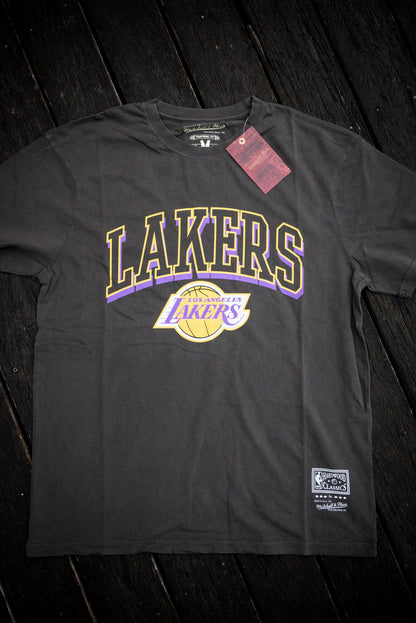 L.A. LAKERS VINTAGE KEYLINE LOGO TEE