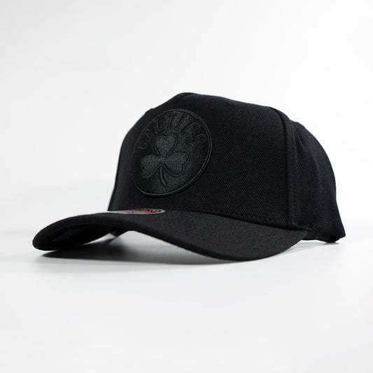 CELTICS BLACK/BLACK LOGO PINCH 110 SNAPBACK